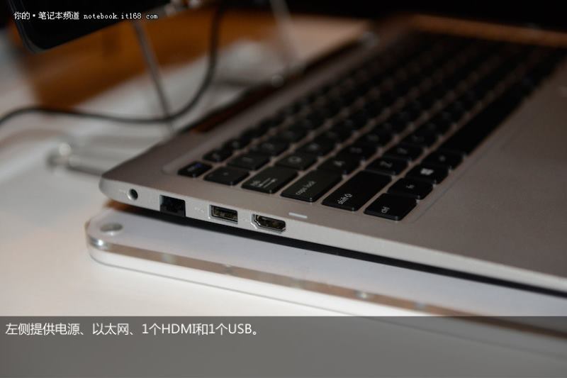 CES2014 ��˶��TD300�ĺ�һƽ��ʼǱ���8��
