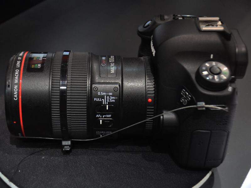 EF-100mm-2.8L-IS-USM