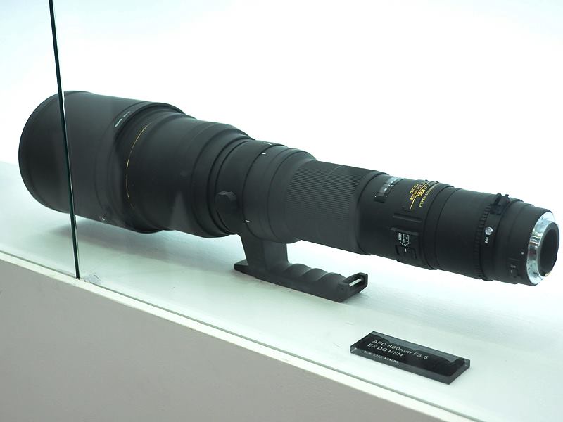APO-800mm-F5.6-EX-DG-HS