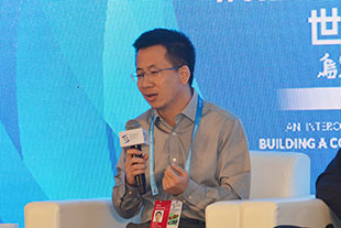 北京字节跳动科技有限公司创始人兼首席执行官　张一鸣