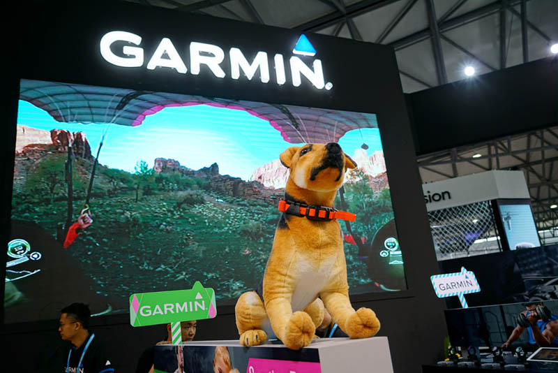 2、创新展台之GARMIN 一只可爱的大狗狗镇守各种运动神器
