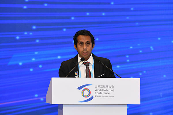 馬爾代夫通信、科學和技術部國務部長阿裡·薩利赫